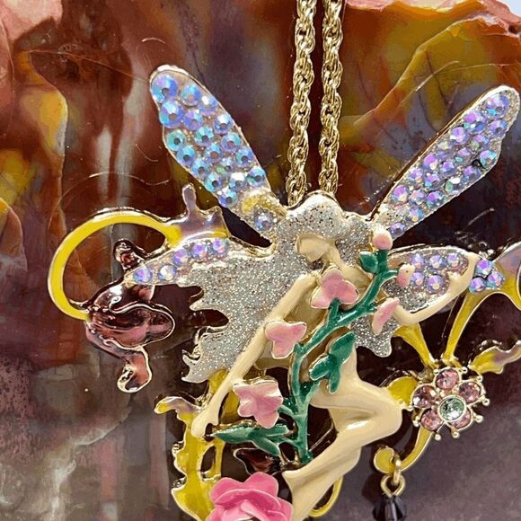 Kirks Folly Fairy of the Flowers Pendant/Pin Necklace - Picture 9 of 10